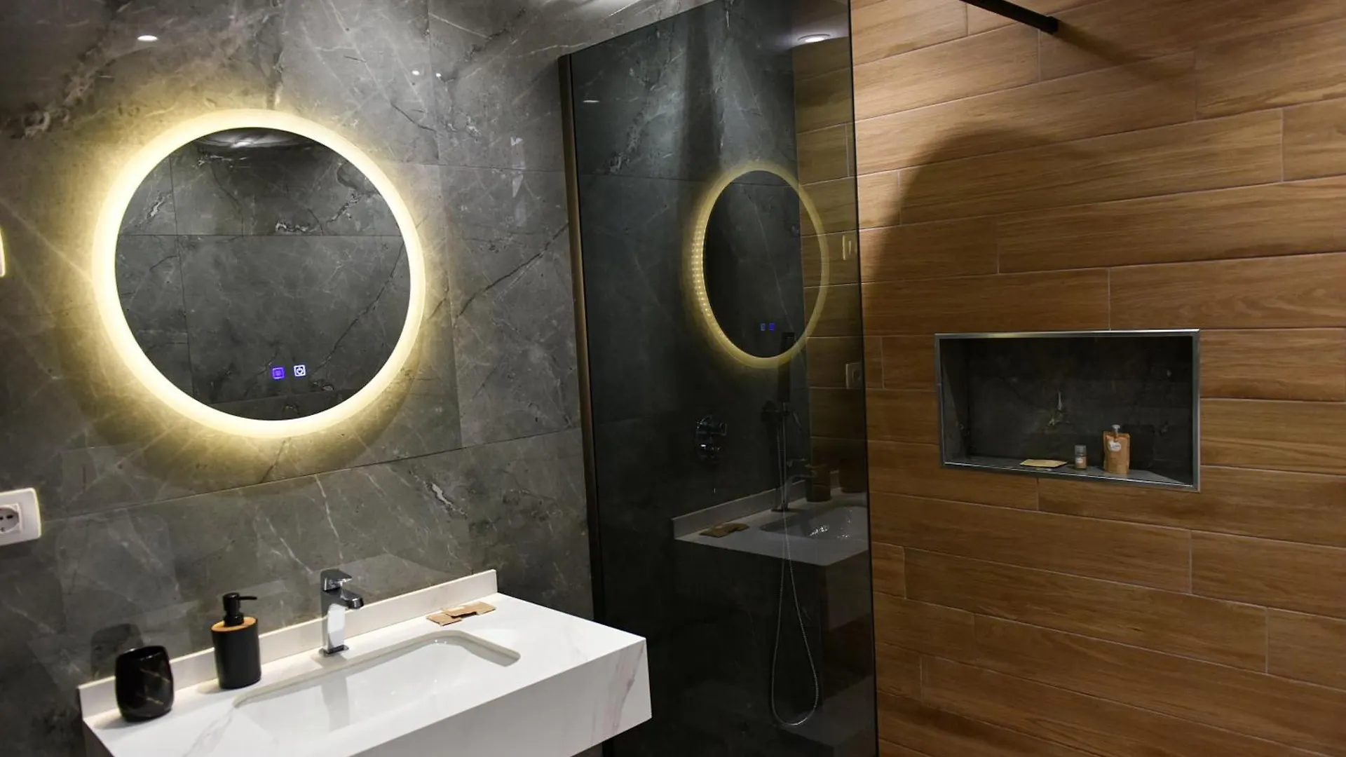 Apartment Vila Noar Vlore Albania