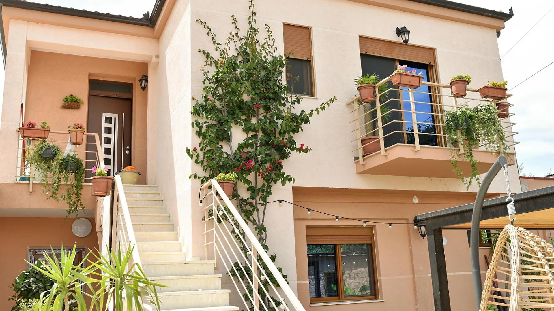 Apartment Vila Noar Vlore